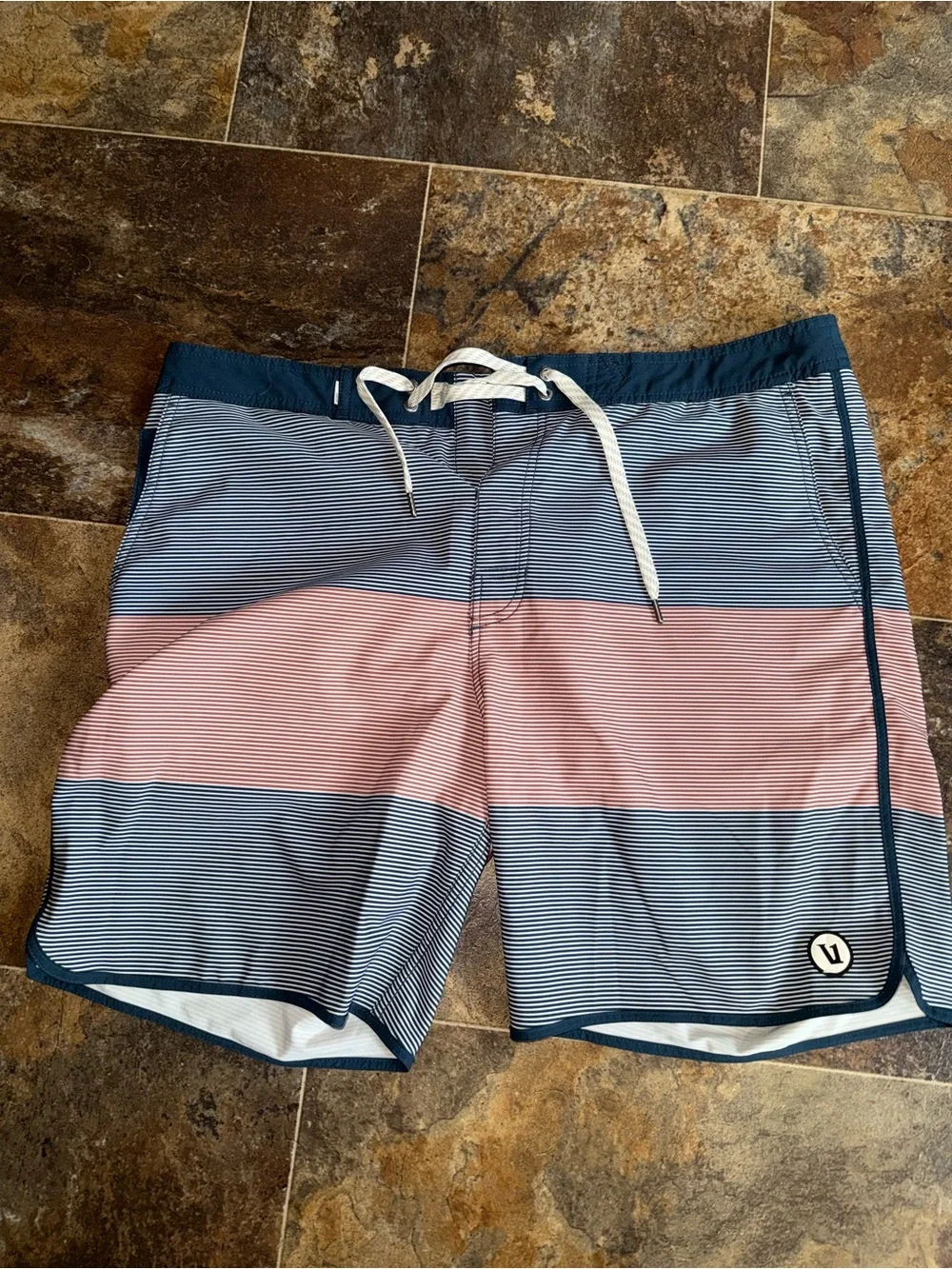 Vuori Men's BUNDLE OF 4 Men's Swim Trunks / Board Shorts
